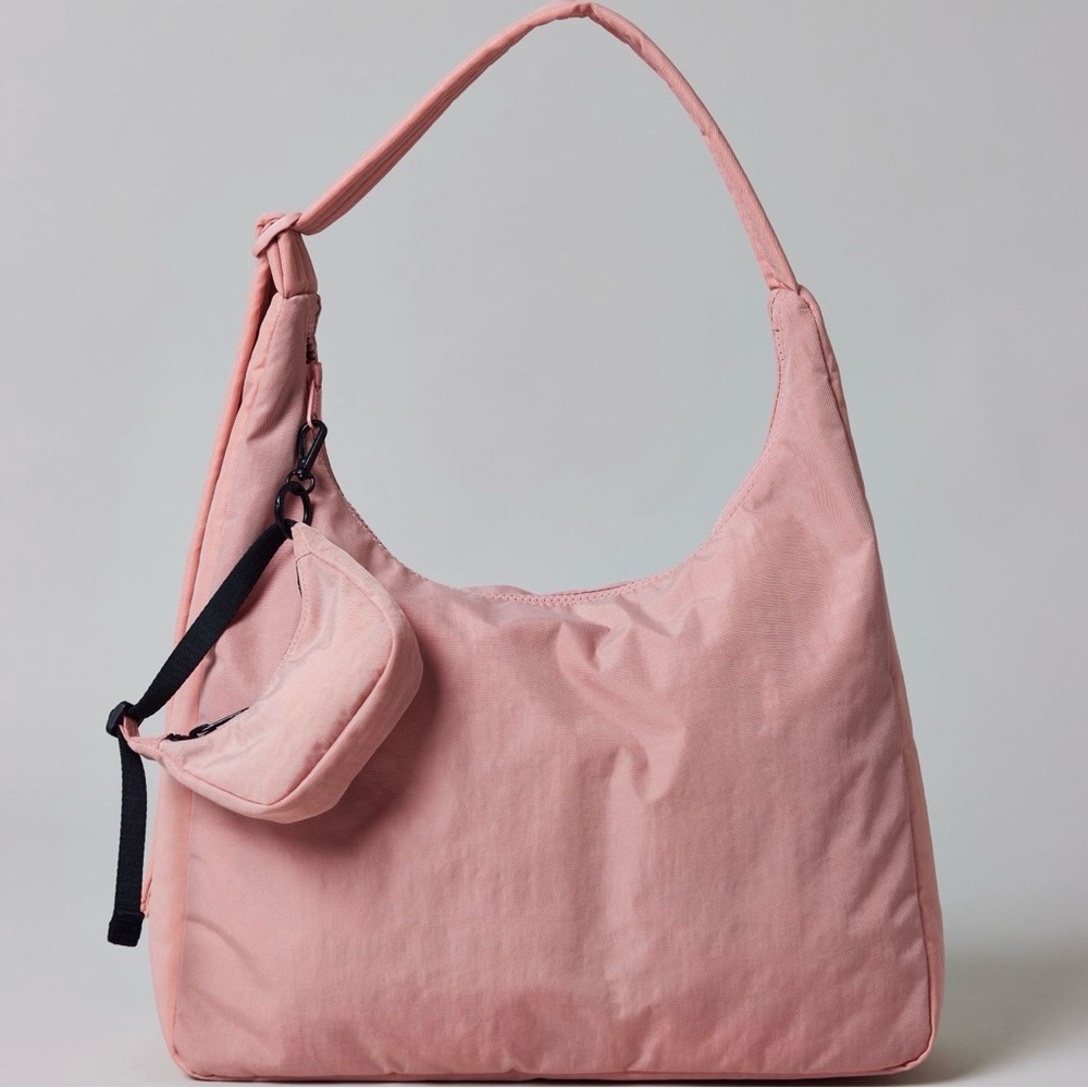 BAGGU Nylon Shoulder Bag Rose Tan - UO Exclusive - Picture 5 of 9